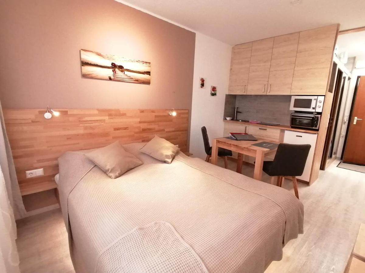 Studio 20Qm Mit Balkon Und Innenpool - 22040 Schluchsee Exterior foto